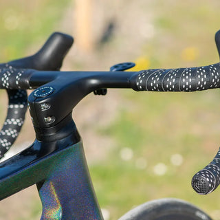 H9 Integrated Road Bike Handlebar (OD2 - 31.8)